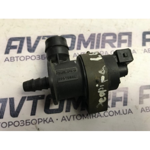 Клапан вентиляції баку Opel Zafira B 1.6 16V 2005-2011 13110331